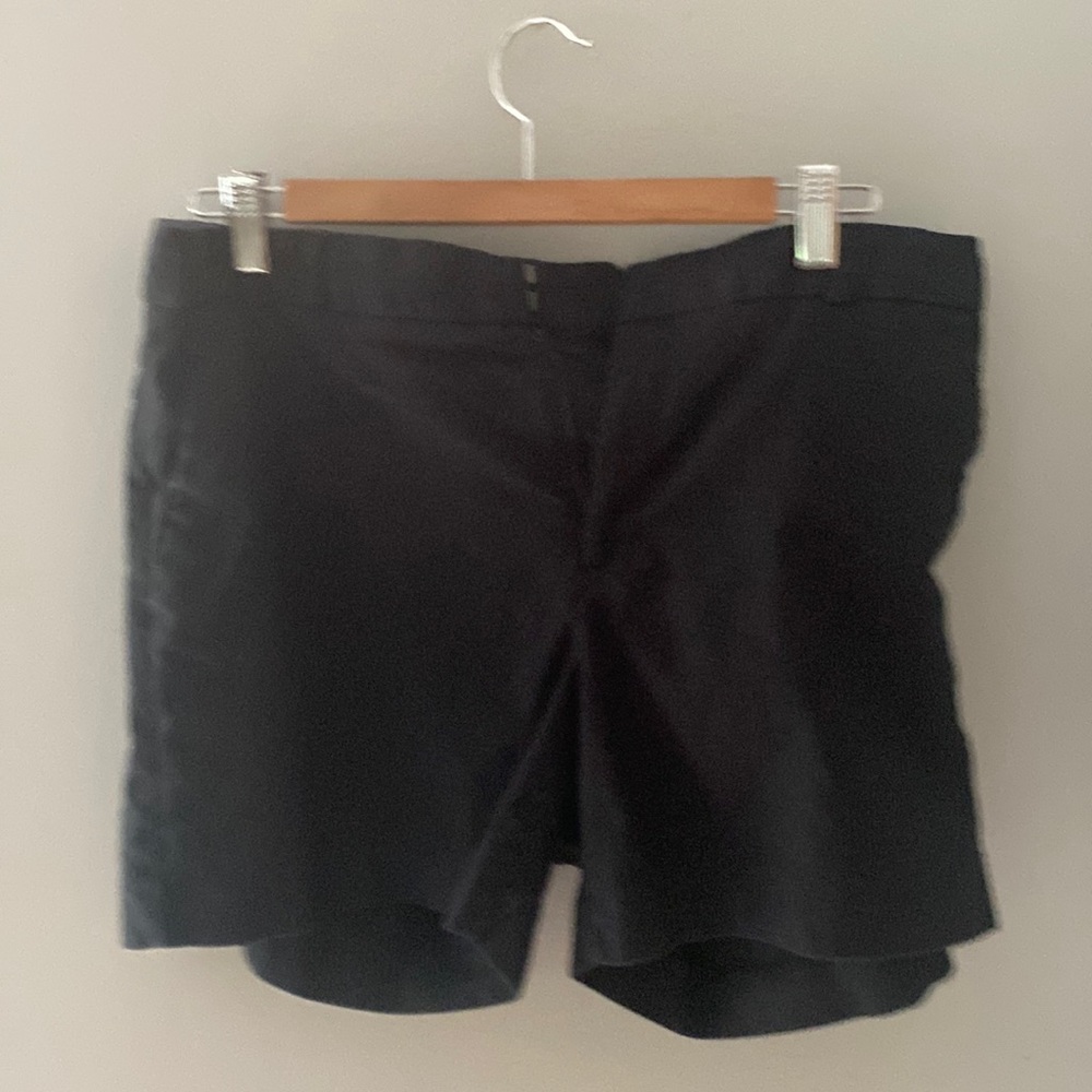 Banana republic. Flat-front chino shorts